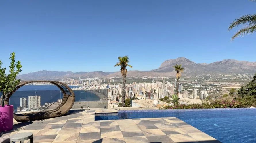 Villa de 5 chambres à Benidorm, Espagne No. 32608 № 25