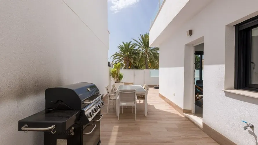 Villa de 121m² à Las Esperanzas, Espagne No. 32583 № 4