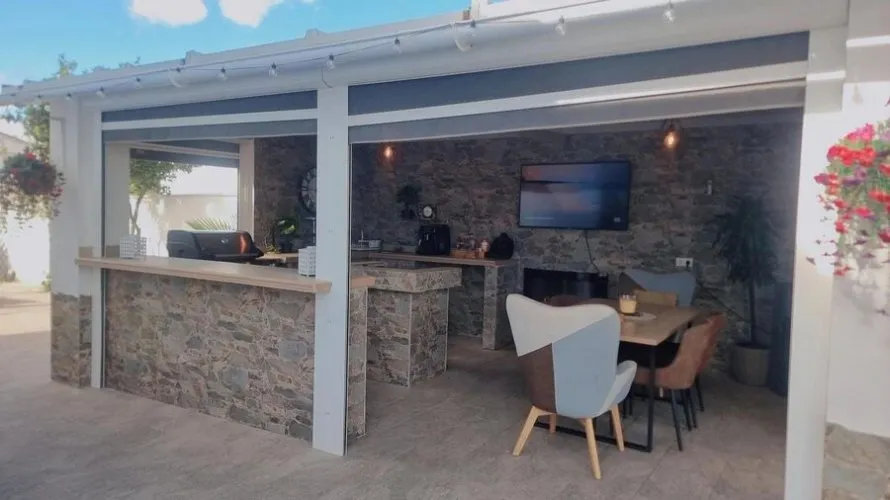 Villa de 186m² à Torrevieja, Espagne No. 32548 № 22