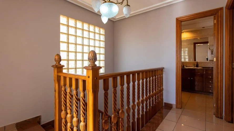 Villa de 180m² à Torrevieja, Espagne No. 32582 № 11