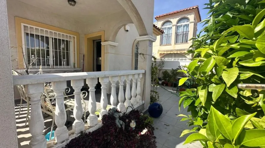 Villa de 80m² à Algorfa, Espagne No. 32549 № 17
