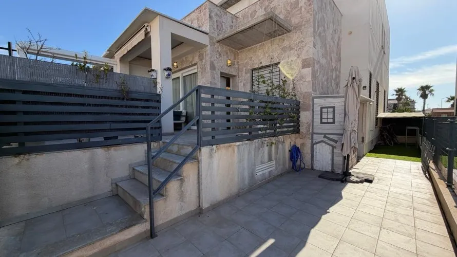 House de 3 chambres à Torrevieja, Espagne No. 32600 № 24