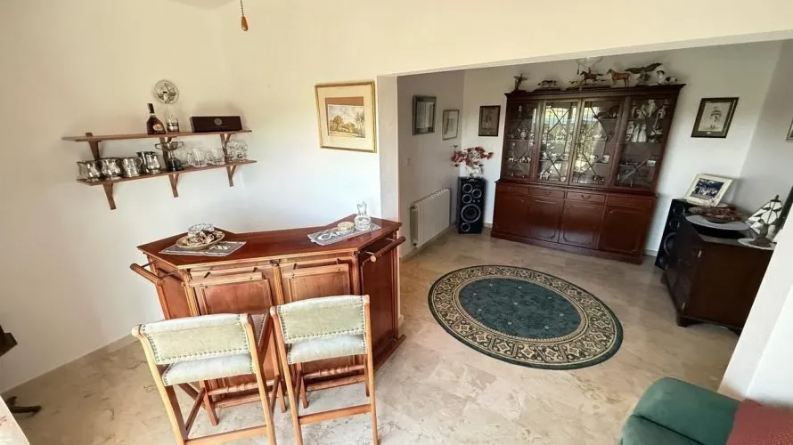Villa de 220m² à Alicante, Espagne No. 32618 № 14