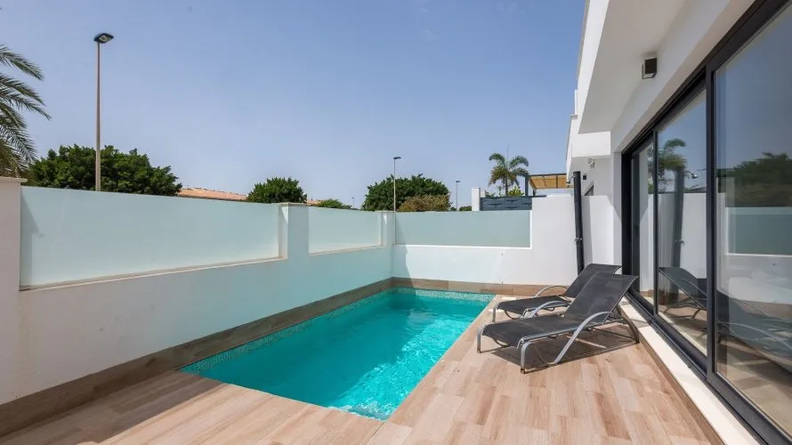 Villa de 121m² à Las Esperanzas, Espagne No. 32583