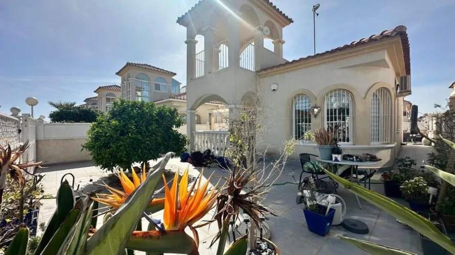 Villa de 80m² à Algorfa, Espagne No. 32549 № 22