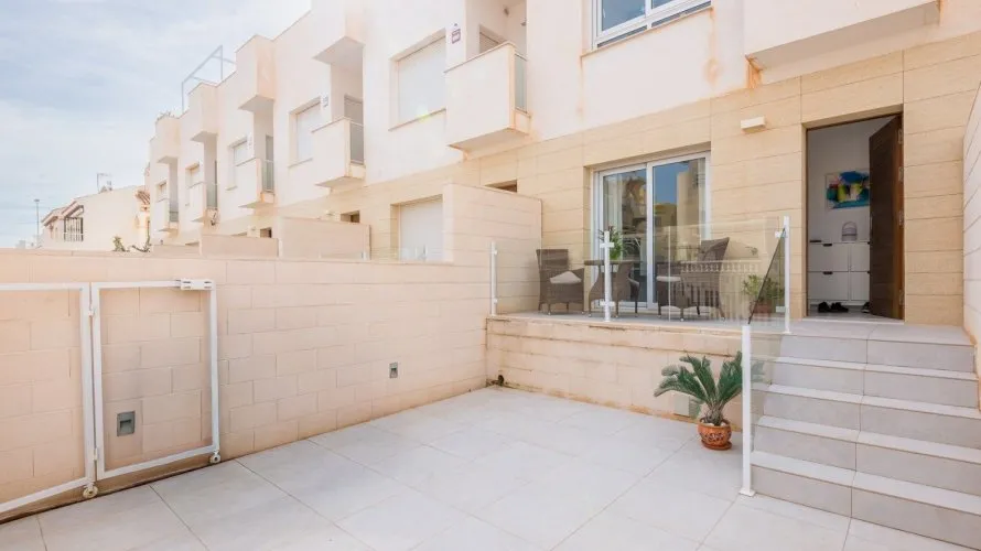 House de 85m² à Torrevieja, Espagne No. 32656 № 27