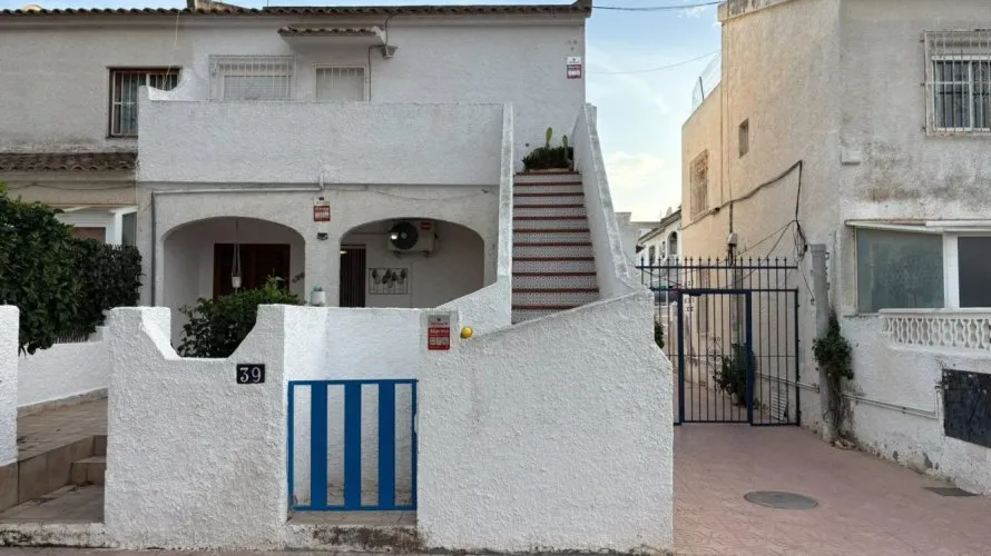 Bungalow de 42m² à Torrevieja, Espagne No. 32676 № 23