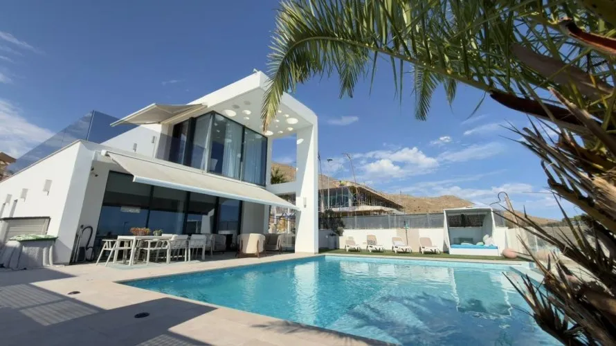 Villa de 324m² à Finestrat, Espagne No. 32652 № 26