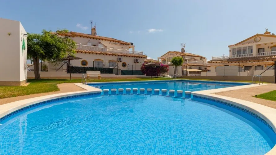 House de 85m² à Alicante, Espagne No. 32659