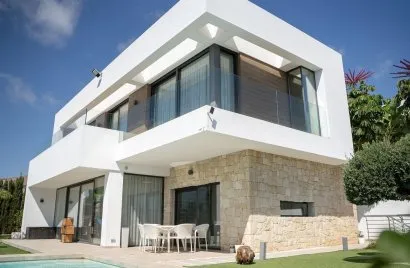 Villa de 4 chambres à Finestrat, Espagne No. 32644