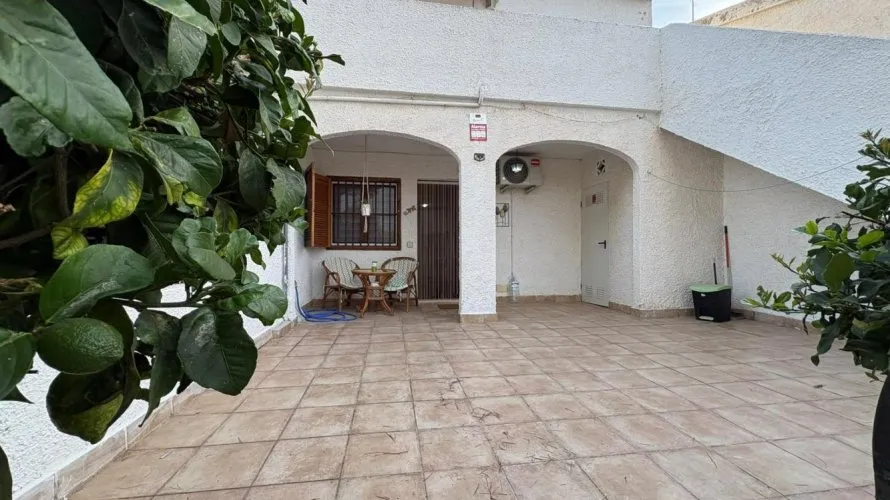 Bungalow de 42m² à Torrevieja, Espagne No. 32676 № 20
