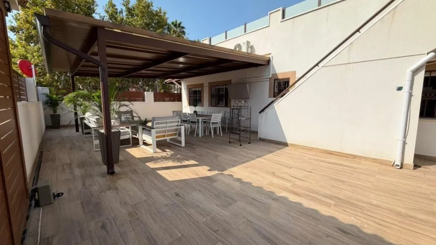 House de 2 chambres à Nueva Torrevieja, Espagne No. 32639 № 23