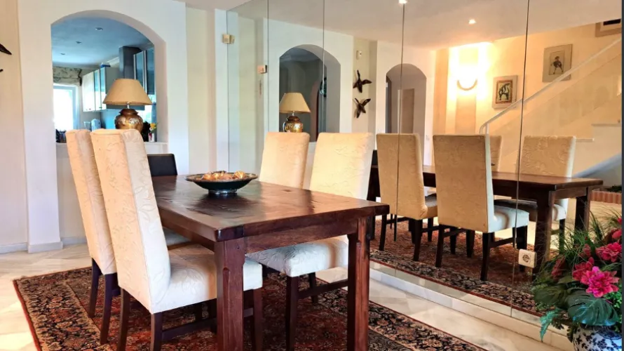 Таунхаус с 3 спальнями в  Нуэва Андалусия, Испания №30558 № 4