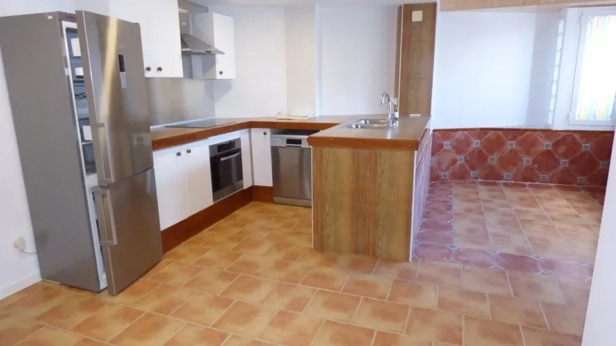 Дом с 4 спальнями в  Сан-Хуан, Испания №31011