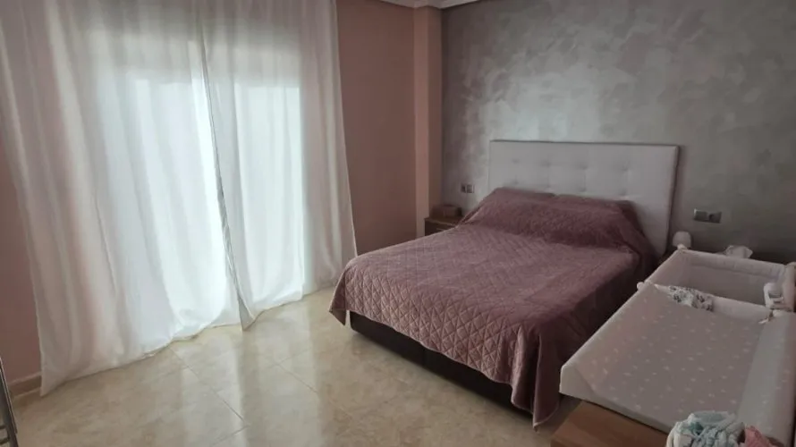 Дом с 3 спальнями в  Рохалес, Испания №31246 № 1