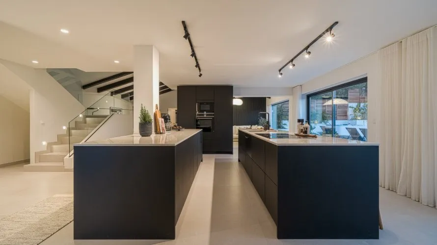 Вилла с 7 спальнями в  Нуэва Андалусия, Испания №30512 № 14