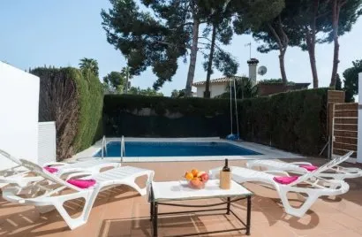 Таунхаус с 4 спальнями в  Бадахос, Испания №31042