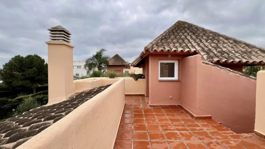 Дом с 4 спальнями в  Нуэва Андалусия, Испания №31143 № 4