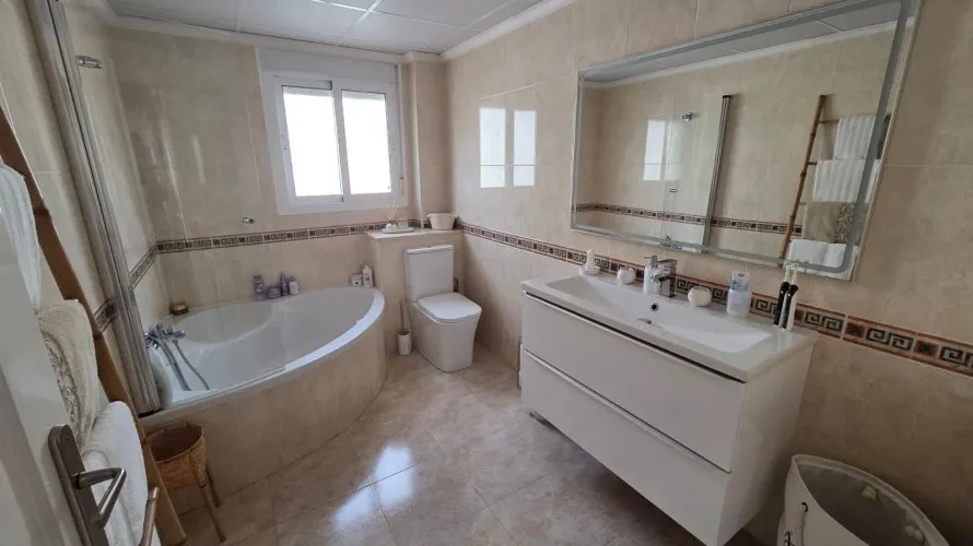 Дом с 3 спальнями в  Рохалес, Испания №31246 № 6