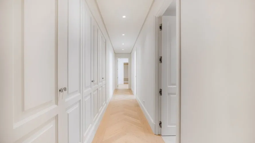 Вилла с 4 спальнями в  Нуэва Андалусия, Испания №30545 № 20