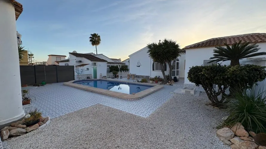 Дом с 2 спальнями в  Ла Флорида, Испания №31282 № 1