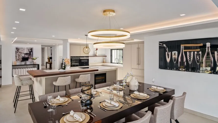 Вилла с 5 спальнями в  Нуэва Андалусия, Испания №30528 № 2