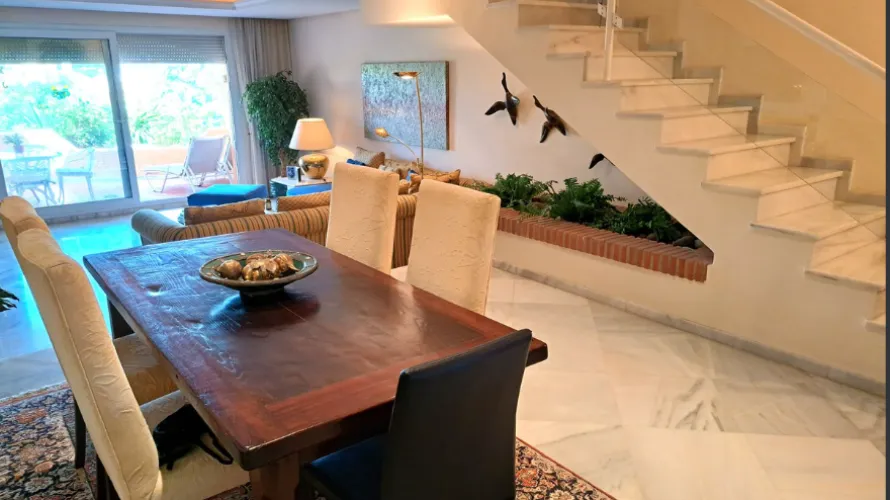 Таунхаус с 3 спальнями в  Нуэва Андалусия, Испания №30558 № 16