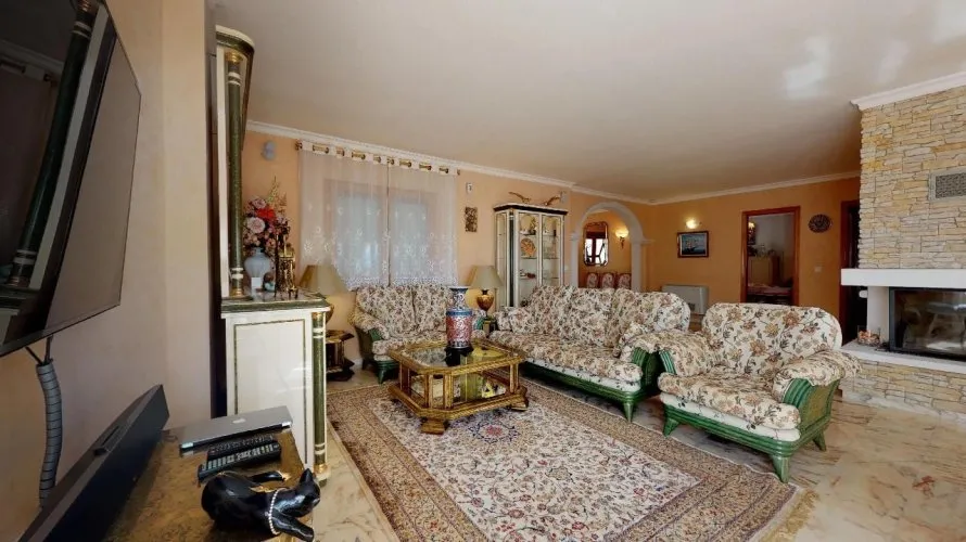 Вилла с 7 спальнями в  Маривилла, Испания №30871 № 3