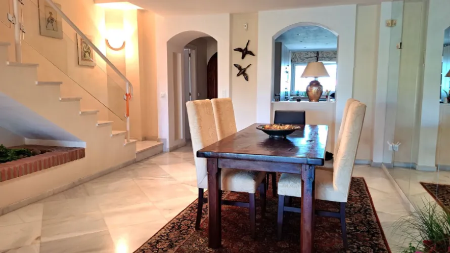 Таунхаус с 3 спальнями в  Нуэва Андалусия, Испания №30558 № 8