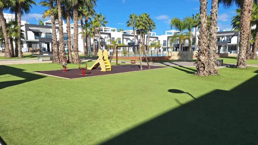 Бунгало с 2 спальнями в  Ла Зения, Испания №31216 № 1