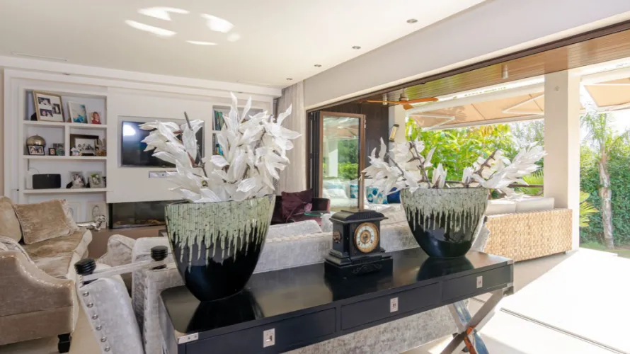 Вилла с 5 спальнями в  Нуэва Андалусия, Испания №31125 № 4