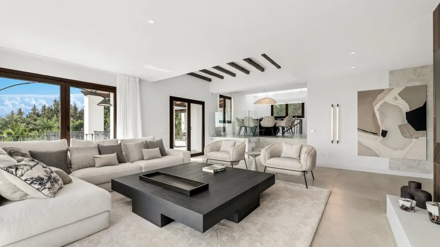 5 bedrooms villa for sale , Estepona, Spain No. 30632 № 8