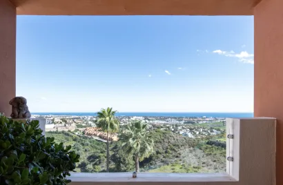 3 bedrooms townhouse for sale , Estepona, Spain No. 31056