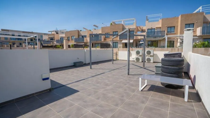 3 bedrooms villa for sale , La Zenia, Spain No. 31108 № 1