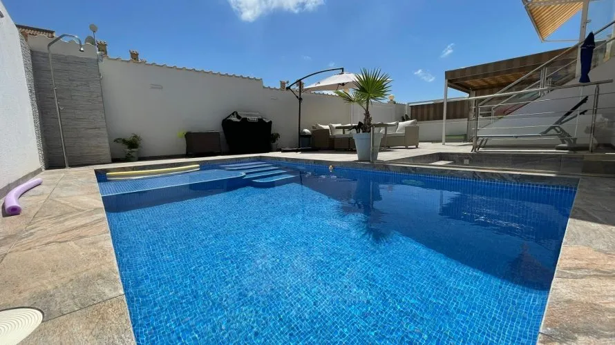 3 bedrooms house for sale , Los Altos, Spain No. 31002 № 6