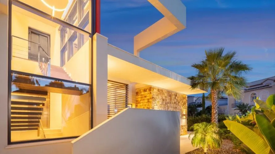 5 bedrooms house for sale , Nueva Andalucia, Spain No. 30646 № 12