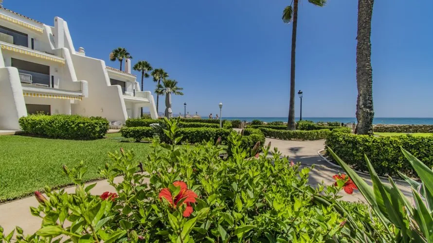 4 bedrooms townhouse for sale , Marbella, Spain No. 31040