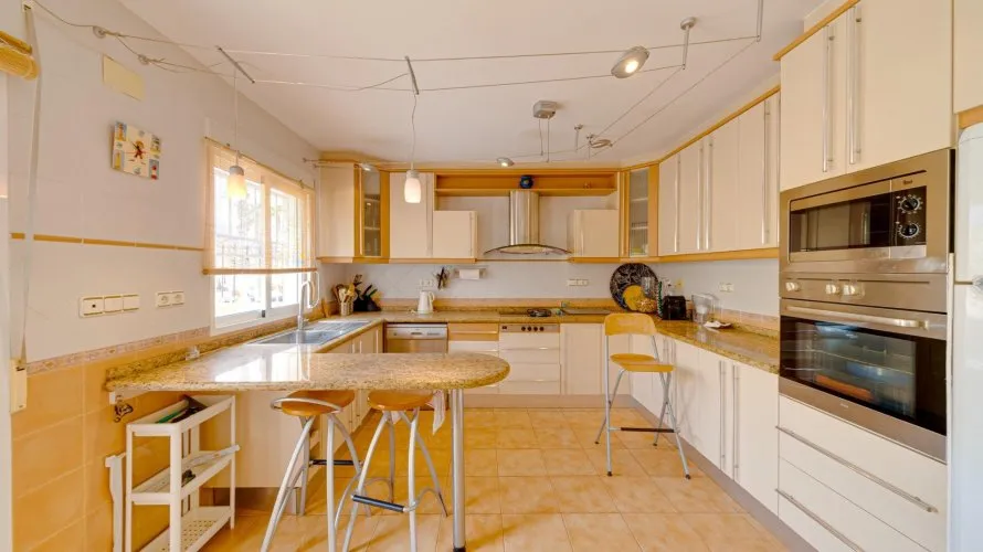 5 bedrooms bungalow for sale , Los Altos, Spain No. 30962 № 25