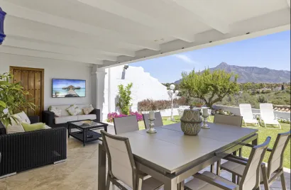 4 bedrooms townhouse for sale , Nueva Andalucia, Spain No. 30754