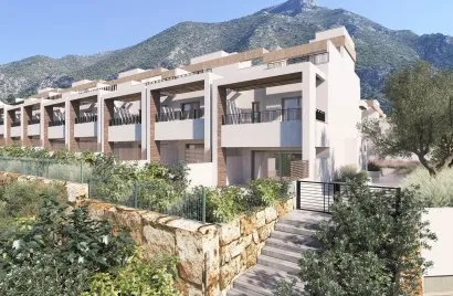 3 bedrooms townhouse for sale , Marbella, Spain No. 30464