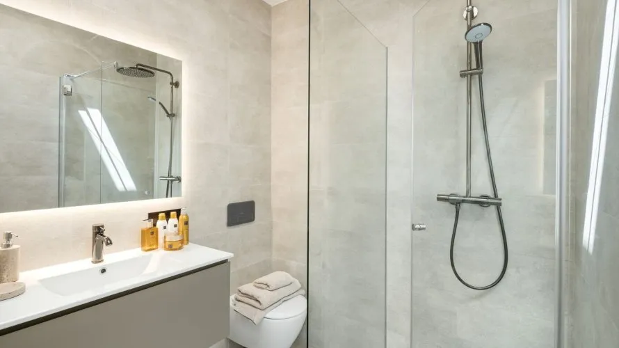 6 bedrooms house for sale , Nueva Andalucia, Spain No. 30762 № 12