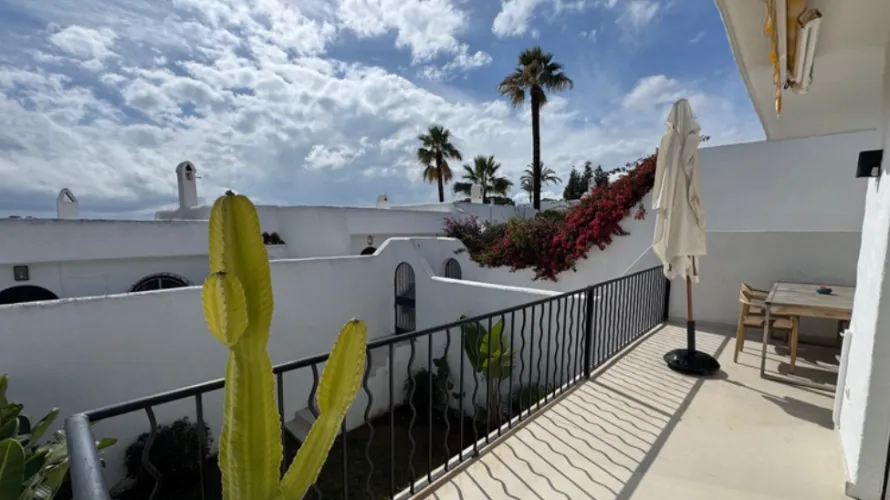 2 bedrooms townhouse for sale , Cabopino, Spain No. 30987 № 12