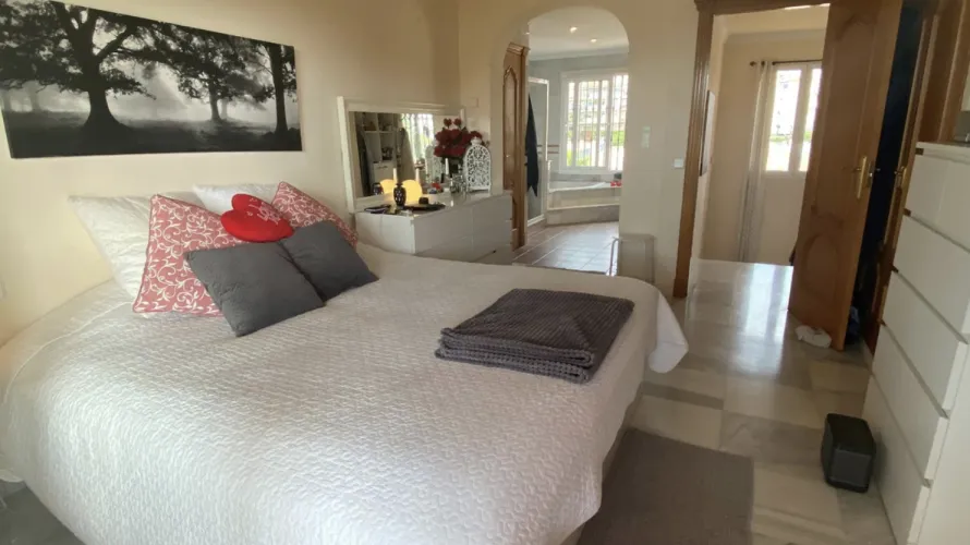 5 bedrooms house for sale , Mijas Costa, Spain No. 31055 № 3