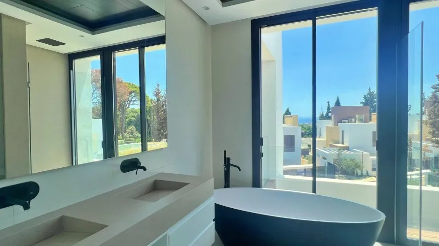 4 bedrooms villa for sale , Marbella, Spain No. 30475 № 17