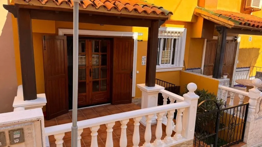 63m² bungalow for sale , Torrevieja, Spain No. 31276 № 3