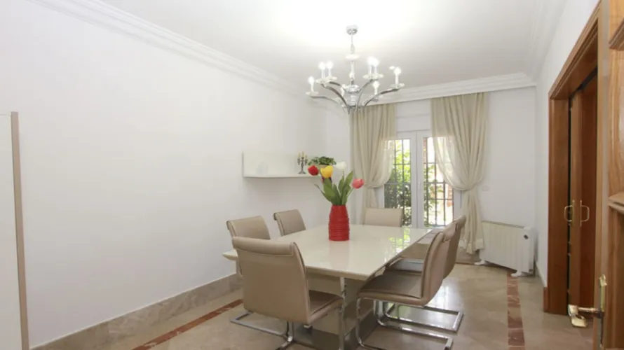 6 bedrooms villa for sale , Marbella, Spain No. 30637 № 28