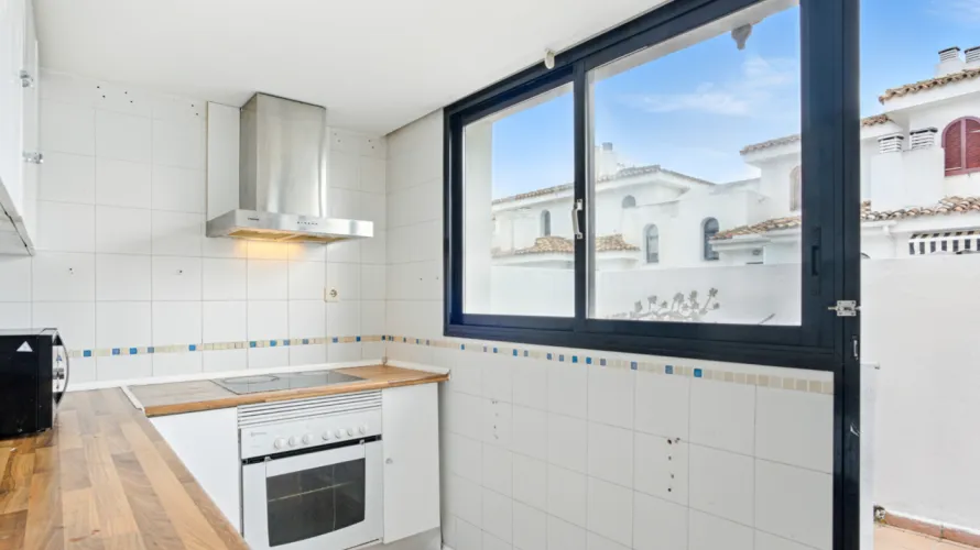 3 bedrooms townhouse for sale , Estepona, Spain No. 31065 № 17