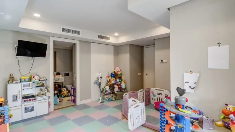 5 bedrooms villa for sale , Marbella, Spain No. 31050 № 11