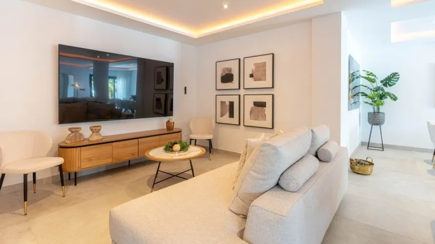 6 bedrooms villa for sale , Marbella, Spain No. 31051 № 25