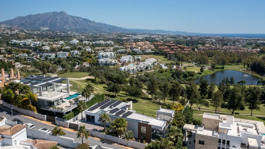 5 bedrooms house for sale , Benahavis, Spain No. 31190 № 1